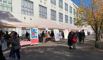 現ビズ1年のプロジェクト演習授業「カンパニープロジェクト」の経過報告