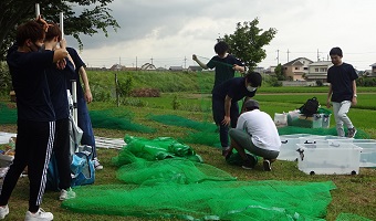 いなみ野水辺の里公園の夏祭り運営ボランティア活動を行いました。