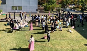11月14日(土)、学生がプロデュースする「キャンパスウェディング」が行われました。