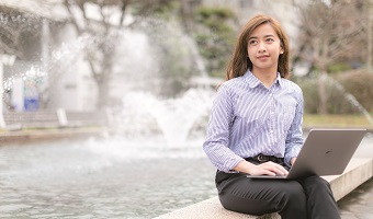 社会で輝くプロフェッショナル