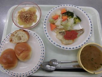 兵庫県栄養士会とコラボ「朝ごはんを食べよう」【給食管理実習Ⅰ】
