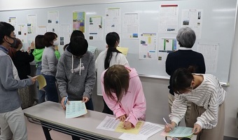 「地域新聞」ができました!〜「基礎ゼミナールⅡ」の成果発表〜
