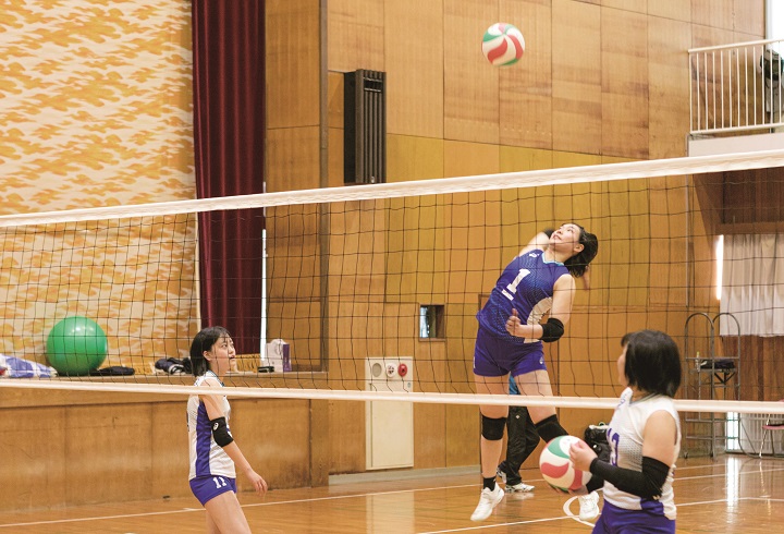 女子バレーボール部