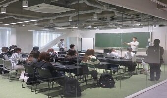 【教育学科】HUES（東加古川駅前サテライトキャンパス）で初めての授業が行われました！