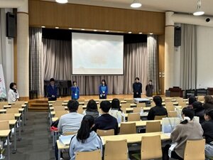 学生発表 (1)t.jpg