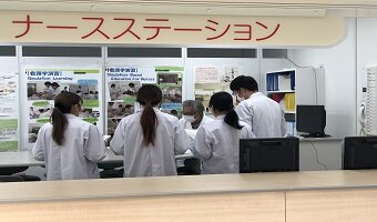 【栄養マネジメント学科】臨床栄養コース実践演習Ⅱで栄養指導体験を実施しました。