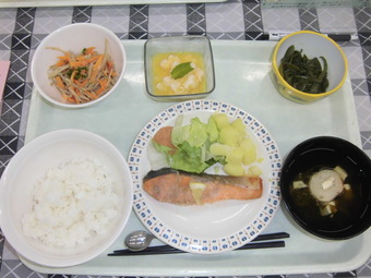給食0621①.JPG