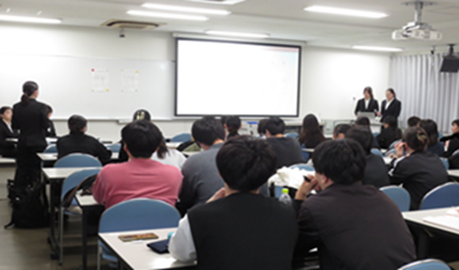 【栄養マネジメント学科】第１回 臨床栄養臨地実習の報告会を行いました。