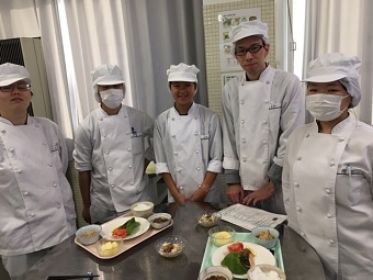 学生2.jpg