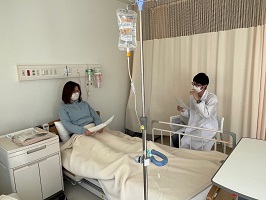 病棟訪問 栄養指導1.jpg
