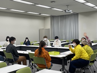 自己紹介(中).jpg
