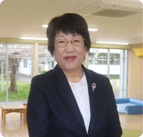 学科長／日坂 歩都恵 教授