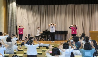 R1.jpg