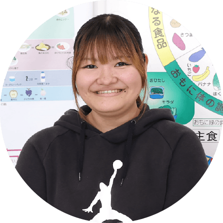栄養マネジメント学科2年生 萩原彩花 